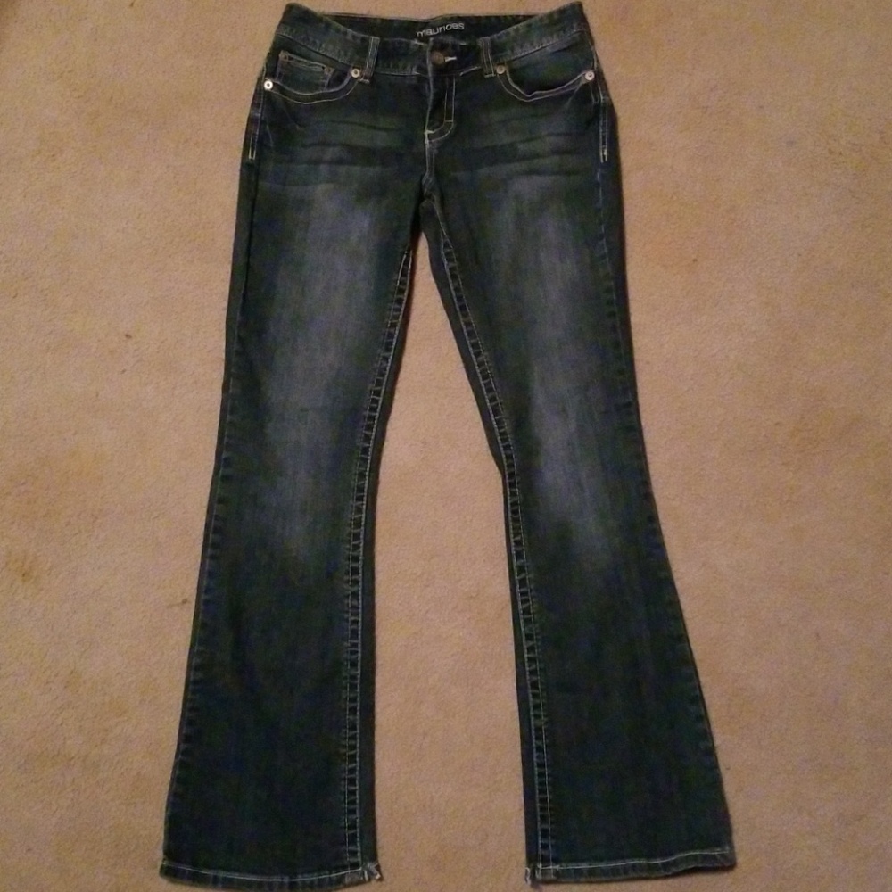 Maurices jeans